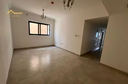 Apartment - 3 Bedrooms - 3 Bathrooms for rent in Al Khan Corniche - Al Khan - Sharjah