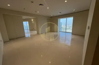 دوبلكس - 2 غرف نوم - 3 حمامات للايجار في برج بارك - شارع الشيخ زايد - دبي