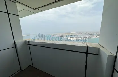 Balcony image for: Apartment - 2 Bedrooms - 4 Bathrooms for rent in Al Reef Tower - Corniche Road - Abu Dhabi, Image 1