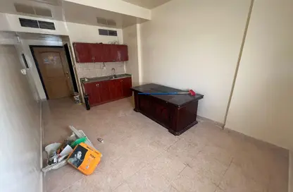 Apartment - Studio - 1 Bathroom for rent in Al Naemiya Tower 2 - Al Naemiya Towers - Al Nuaimiya - Ajman