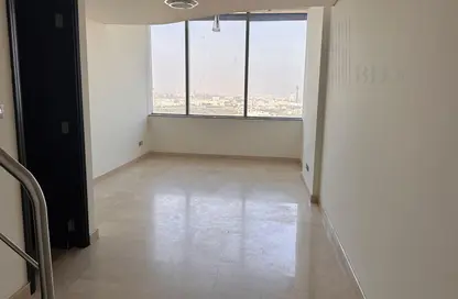Empty Room image for: Apartment - 2 Bedrooms - 3 Bathrooms for sale in Sky Gardens - DIFC - Dubai, Image 1