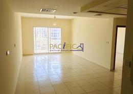 صورةغرفة فارغة لـ: شقة - 1 غرفة نوم - 1 حمام للبيع في مابل 2 - حدائق الإمارات 2 - قرية الجميرا سركل - دبي, صورة 1
