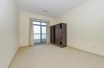 شقة - 1 حمام للبيع في أبراج القصر 2 - أبراج القصر - واحة السيليكون - دبي