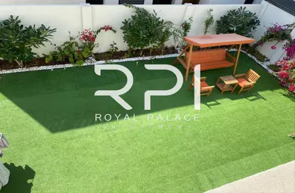 Villa - 5 Bedrooms - 7 Bathrooms for sale in West Yas - Yas Island - Abu Dhabi