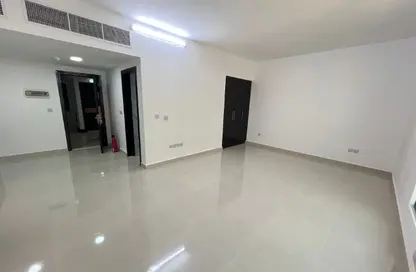Apartment - Studio - 1 Bathroom for rent in Al Khalidiya - Abu Dhabi