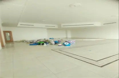 Apartment - 4 Bedrooms - 6 Bathrooms for rent in Al Khalidiya - Abu Dhabi