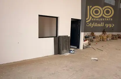 مستودع - استوديو - 1 حمام للايجار في أم الثعوب - أم القيوين