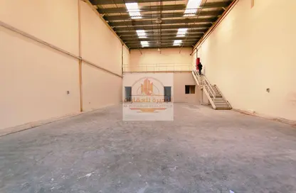 مستودع - استوديو - 1 حمام للايجار في الصجعة الصناعية - الصجعة - الشارقة