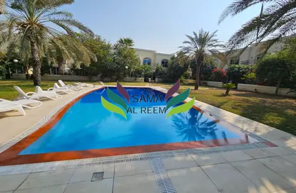 Compound - 4 Bedrooms - 5 Bathrooms for rent in Al Manara - Dubai