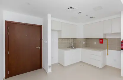 Apartment - 1 Bedroom - 1 Bathroom for sale in Hayat Boulevard-1A - Hayat Boulevard - Town Square - Dubai