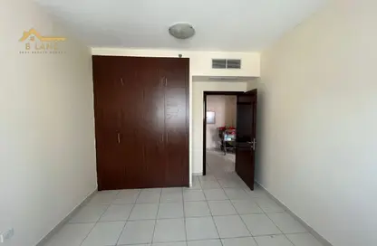 Apartment - 1 Bedroom - 1 Bathroom for rent in Blue Tower - Al Majaz 3 - Al Majaz - Sharjah