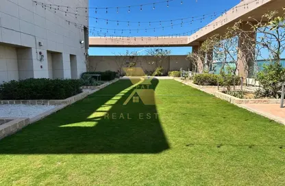 Apartment - 3 Bedrooms - 4 Bathrooms for rent in Khalidiya Tower - Khalidiya Street - Al Khalidiya - Abu Dhabi
