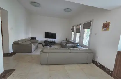 فيلا - 3 غرف نوم - 3 حمامات للايجار في الينابيع 10 - الينابيع - دبي