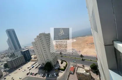 شقة - غرفة نوم - 1 حمام للايجار في مساكن كورنيش عجمان - طريق كورنيش عجمان - عجمان