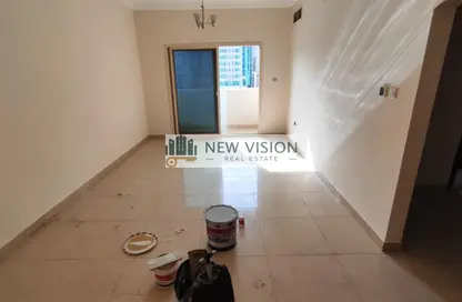 Apartment - 3 Bedrooms - 3 Bathrooms for rent in New Al Taawun Road - Al Taawun - Sharjah
