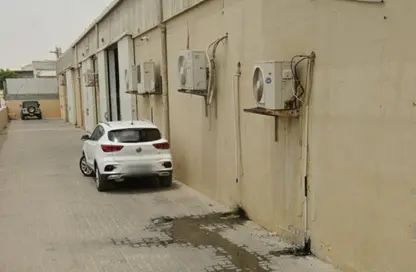 Warehouse - Studio - 1 Bathroom for rent in Industrial Area 17 - Sharjah Industrial Area - Sharjah