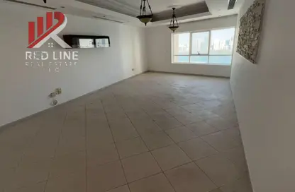 Apartment - 3 Bedrooms - 3 Bathrooms for sale in Al Majaz 3 - Al Majaz - Sharjah