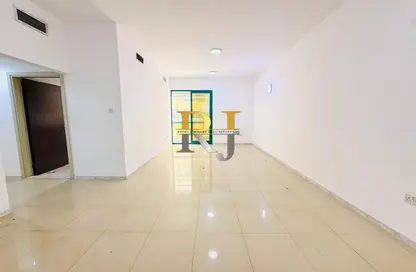 شقة - غرفة نوم - 2 حمامات للايجار في مبنى منخول - منخول - بر دبي - دبي