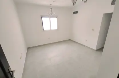 Apartment - 1 Bedroom - 2 Bathrooms for rent in Muwaileh 29 Building - Muwaileh - Sharjah