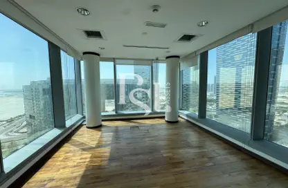 Office Space - Studio - 1 Bathroom for rent in Sky Tower - Shams Abu Dhabi - Al Reem Island - Abu Dhabi