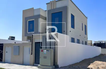 Villa - 4 Bedrooms - 5 Bathrooms for sale in Alreeman - Al Shamkha - Abu Dhabi