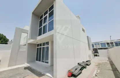 Villa - 3 Bedrooms - 3 Bathrooms for sale in Mimosa - Damac Hills 2 - Dubai