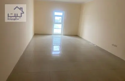Apartment - 3 Bedrooms - 4 Bathrooms for rent in Al Jurf 2 - Al Jurf - Ajman Downtown - Ajman