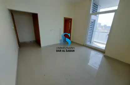 شقة - 3 غرف نوم - 4 حمامات للايجار في شارع 64 ​ - النهدة - الشارقة