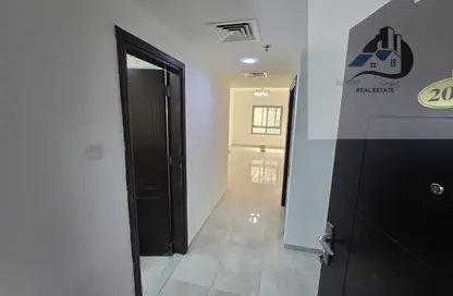 Apartment - 2 Bedrooms - 3 Bathrooms for rent in Ajman Creek Towers - Al Rashidiya 1 - Al Rashidiya - Ajman