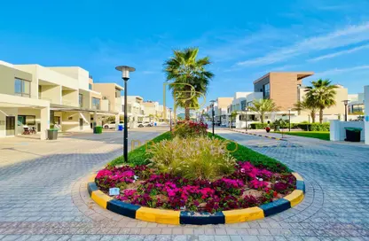 Apartment - 3 Bedrooms - 4 Bathrooms for rent in Faya at Bloom Gardens - Bloom Gardens - Al Salam Street - Abu Dhabi