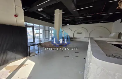 Retail - Studio - 1 Bathroom for rent in Al Bateen - Abu Dhabi