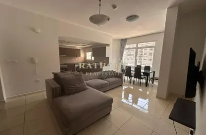 شقة - غرفة نوم - 2 حمامات للايجار في أستوريا - قرية الجميرا سركل - دبي