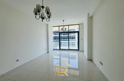 شقة - غرفة نوم - 2 حمامات للايجار في لوريتو 2 ب - لوريتو - داماك هيلز - دبي