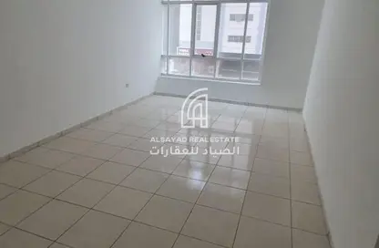 شقة - 2 غرف نوم - 3 حمامات للايجار في التعاون 1 - أبراج التعاون - الخان - الشارقة