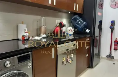 Kitchen image for: Apartment - 1 Bathroom for rent in The Gate Tower 2 - Shams Abu Dhabi - Al Reem Island - Abu Dhabi, Image 1