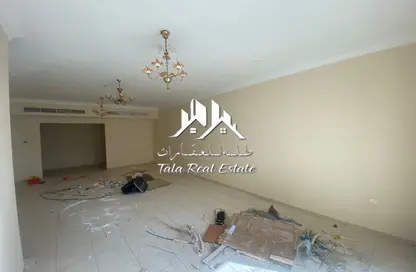 Apartment - 3 Bedrooms - 3 Bathrooms for rent in Al Taawun Street - Al Taawun - Sharjah
