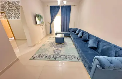 شقة - 2 غرف نوم - 2 حمامات للايجار في مساكن كورنيش عجمان - طريق كورنيش عجمان - عجمان