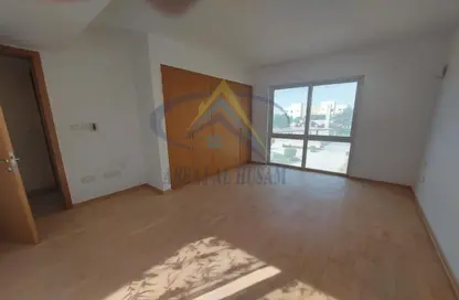Empty Room image for: Compound - 4 Bedrooms - 6 Bathrooms for sale in Shakhbout City - Abu Dhabi, Image 1