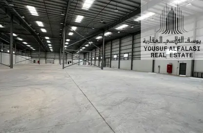 Warehouse - Studio - 3 Bathrooms for rent in Umm Al Thuoob - Umm Al Quwain