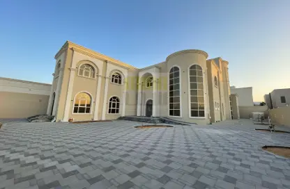 فيلا - 6 غرف نوم - 8 حمامات للايجار في مدينة الرياض - أبوظبي