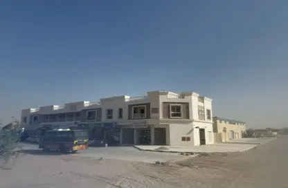 عمارة بالكامل - استوديو - 8 حمامات للبيع في الصجعة الصناعية - آلصجعه - الشارقة