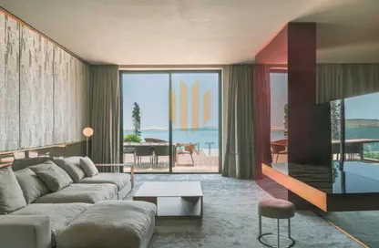 Apartment - Studio - 1 Bathroom for sale in Portofino Hotel - The Heart of Europe - The World Islands - Dubai
