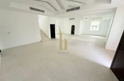 Villa - 5 Bedrooms - 5 Bathrooms for rent in Umm Suqeim 2 Villas - Umm Suqeim 2 - Umm Suqeim - Dubai
