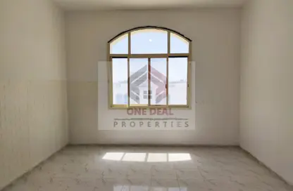 Apartment - 1 Bedroom - 1 Bathroom for rent in Al Jimi - Al Ain