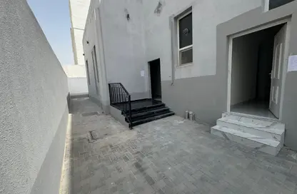 Apartment - 2 Bedrooms - 2 Bathrooms for rent in Madinat Al Riyad - Abu Dhabi