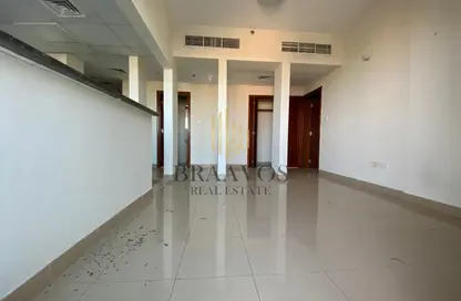 شقة - غرفة نوم - 2 حمامات للبيع في برج الكريكت - مدينة دبي الرياضية - دبي