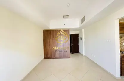 شقة - 1 حمام للايجار في إس بي ريزيدانس - 3 المرحلة - المدينة الدولية - دبي شقة - 1 حمام للايجار في إس بي ريزيدانس - 3 المرحلة - المدينة الدولية - دبي