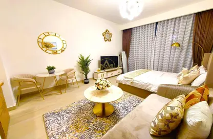 صورة لـ غرفة المعيشة شقة - 1 حمام للبيع في 5 عزيزي ريفيرا - ميدان واحد - ميدان - دبي ، صورة رقم 1