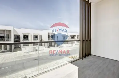 Villa - 4 Bedrooms - 5 Bathrooms for sale in Redwoods - Yas Acres - Yas Island - Abu Dhabi