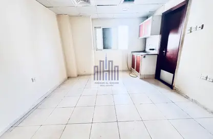 Apartment - Studio - 1 Bathroom for rent in Fire Station Road - Muwaileh - Sharjah